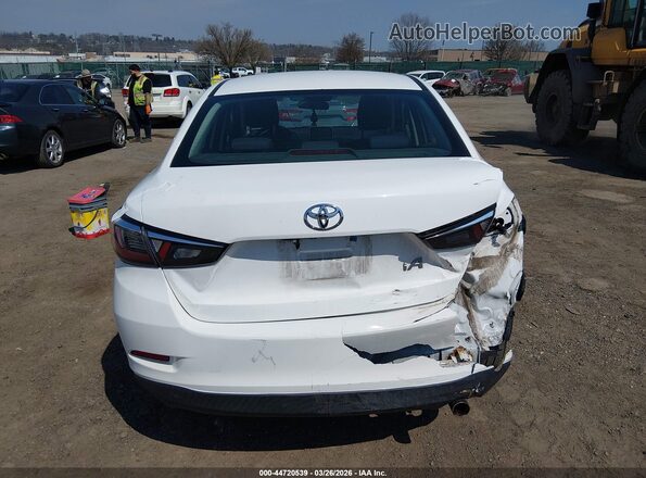3MYDLBYVXHY181468 2017 TOYOTA YARIS IA White 
