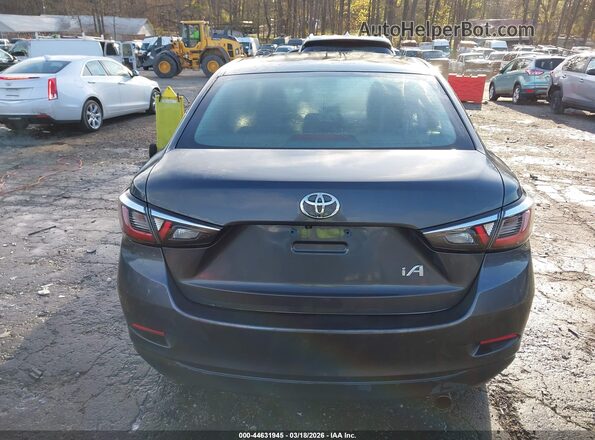 3MYDLBYVXJY321041 2018 TOYOTA YARIS IA Gray 