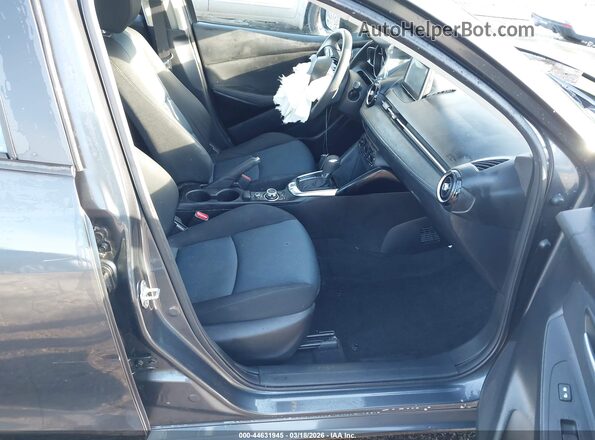 3MYDLBYVXJY321041 2018 TOYOTA YARIS IA Gray წინა სალონის ხედი
