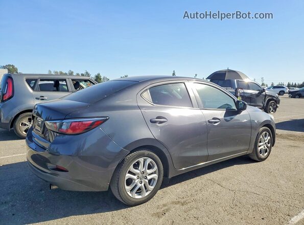 3MYDLBZV3GY136790 2016 TOYOTA SCION Gray უკანა მარჯვენა