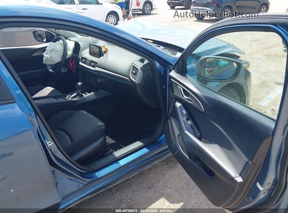 3MZBN1K75JM236195 2018 MAZDA 3 Blue წინა სალონის ხედი