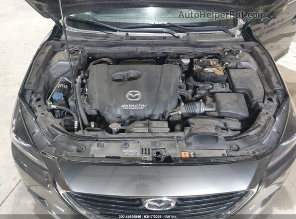 3MZBN1M3XJM189613 2018 MAZDA 3 Серый Вид сзади