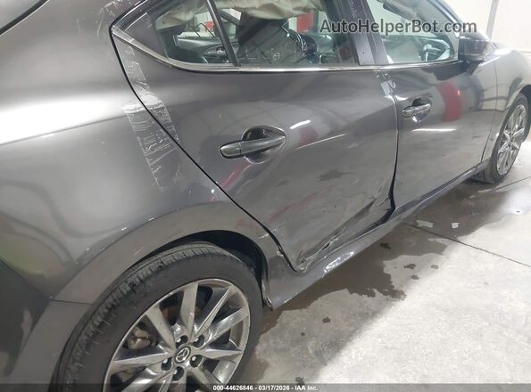 3MZBN1M3XJM189613 2018 MAZDA 3 Серый 