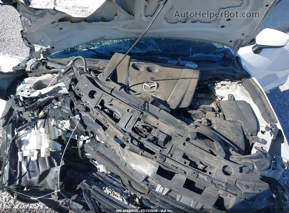 3MZBN1W34JM204796 2018 MAZDA 3 Белый Вид сзади