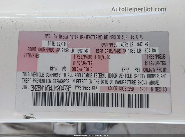 3MZBN1W34JM204796 2018 MAZDA 3 Белый Вид подкапотного пространства