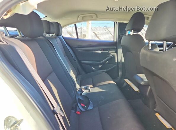3MZBPAAL9MM253448 2021 MAZDA 3 Белый Вид задних сидений
