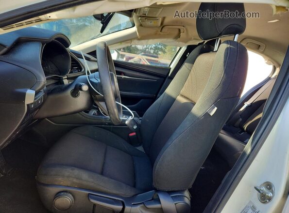 3MZBPAAL9MM253448 2021 MAZDA 3 Белый Вид салона спереди