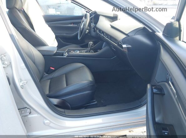 3MZBPABM9RM426335 2024 MAZDA 3 Cream Սալոնի դիմացի տեսք