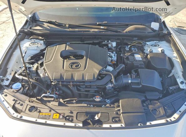 3MZBPACM2SM475994 2025 MAZDA 3 White Rear interior view
