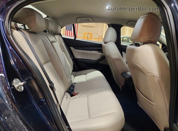 3MZBPADL2KM107594 2019 MAZDA 3 Blue Widok tylnych siedzeń