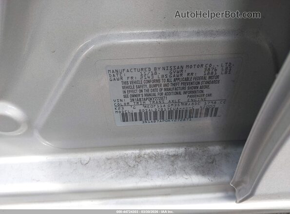 3N1AB7AP0KY272871 2019 NISSAN SENTRA Серебряный Вид подкапотного пространства