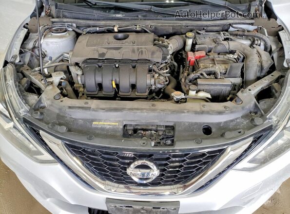 3N1AB7AP1GL681451 2016 NISSAN SENTRA Silver Rear interior view