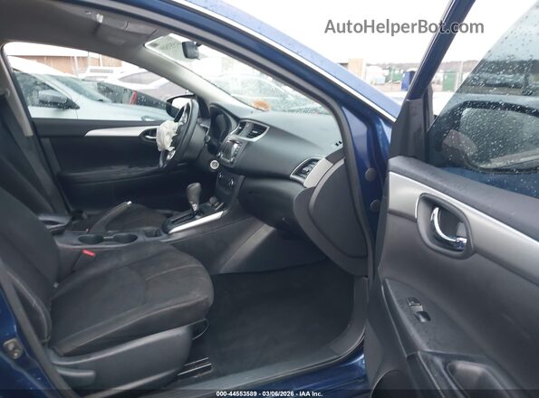 3N1AB7AP1JY266270 2018 NISSAN SENTRA Синий Вид салона спереди