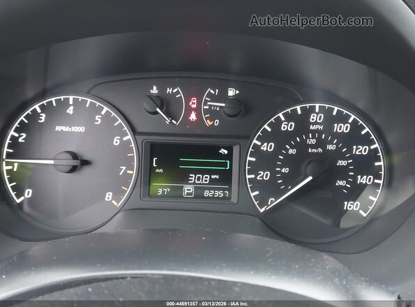 3N1AB7AP3HY330416 2017 NISSAN SENTRA Белый Вид задних сидений