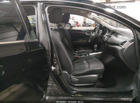 3N1AB7AP4JY262102 2018 NISSAN SENTRA Black Вид салону спереду