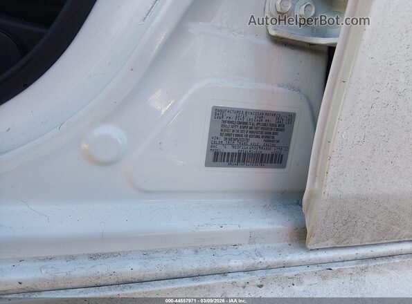 3N1AB7AP5JY231781 2018 NISSAN SENTRA White 