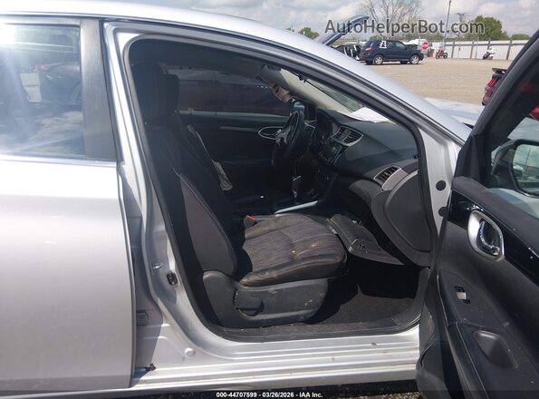 3N1AB7AP6HL659012 2017 NISSAN SENTRA Silver Vista interior delantera