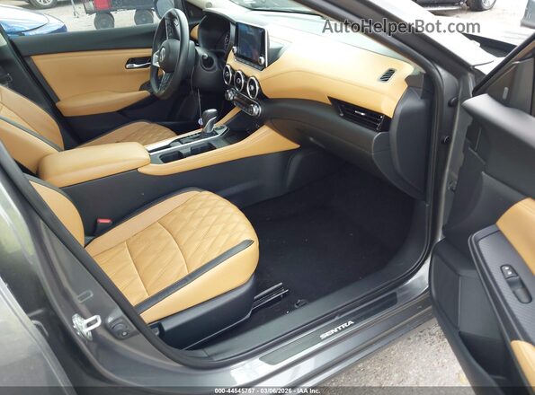 3N1AB8CV1MY279655 2021 NISSAN SENTRA Gray Widok wnętrza z przodu