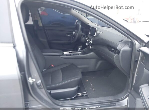 3N1AB8CV3SY374067 2025 NISSAN SENTRA Gray Front interior view