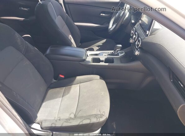 3N1AB8CV6PY324366 2023 NISSAN SENTRA Silver Front interior view