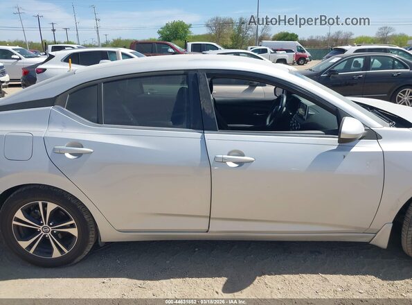 3N1AB8CV6PY324366 2023 NISSAN SENTRA Silver Rear interior view