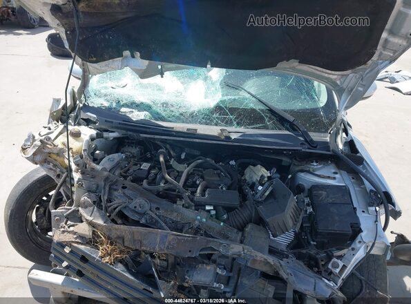 3N1AB8CVXNY205880 2022 NISSAN SENTRA Серебряный Вид сзади