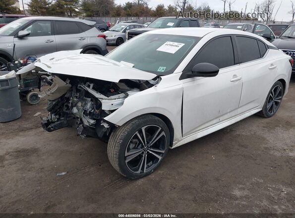 3N1AB8DV7MY258713 2021 NISSAN SENTRA Белый Передняя левая четверть