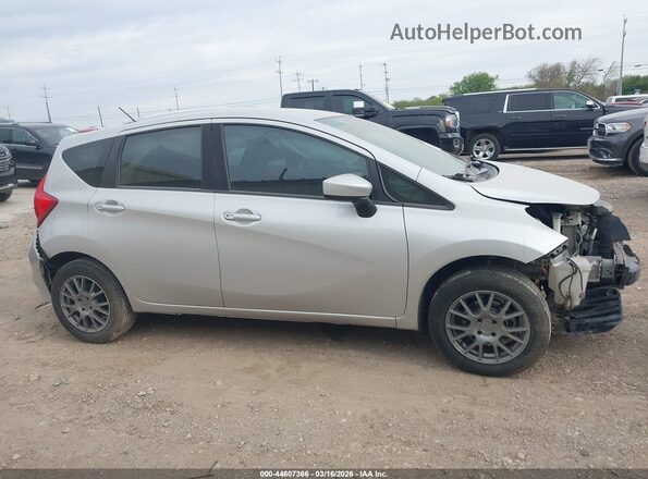 3N1CE2CP0JL353235 2018 NISSAN VERSA NOTE Серебряный Вид задней части салона