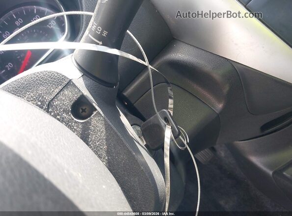 3N1CE2CP2GL385239 2016 NISSAN VERSA NOTE Silver Dashboard view
