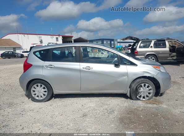 3N1CE2CP2GL385239 2016 NISSAN VERSA NOTE Silver Rear interior view