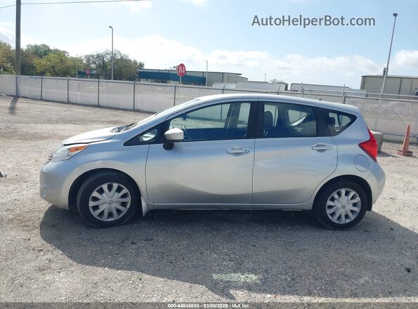 3N1CE2CP2GL385239 2016 NISSAN VERSA NOTE Silver 360 interior view