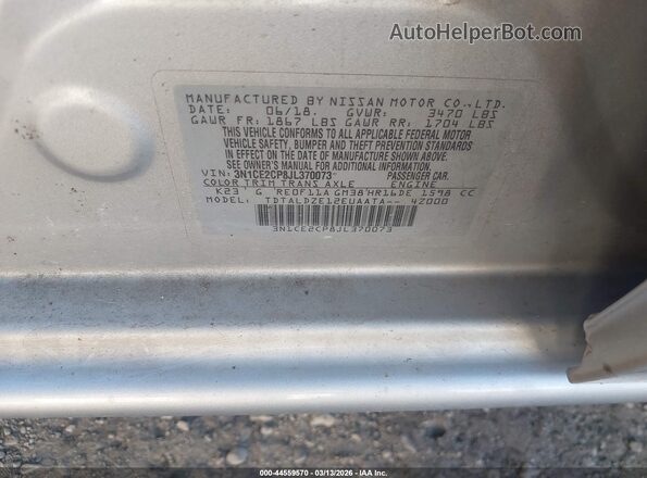 3N1CE2CP8JL370073 2018 NISSAN VERSA NOTE Silver ძრავის განყოფილების ხედი