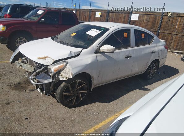 3N1CN7APXJL842533 2018 NISSAN VERSA White 