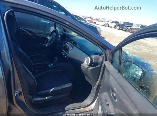 3N1CN8EV1ML848482 2021 NISSAN VERSA Gray Vista interior delantera