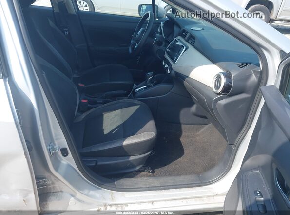 3N1CN8EV9ML832689 2021 NISSAN VERSA Silver 