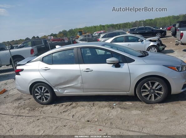 3N1CN8EV9ML832689 2021 NISSAN VERSA Silver 