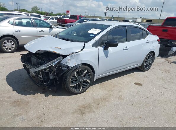 3N1CN8FV1RL875879 2024 NISSAN VERSA Light Blue Vista tres cuartos delantera izquierda
