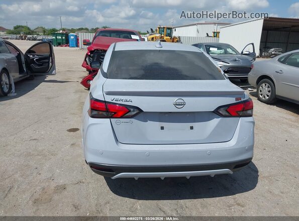 3N1CN8FV1RL875879 2024 NISSAN VERSA Light Blue 