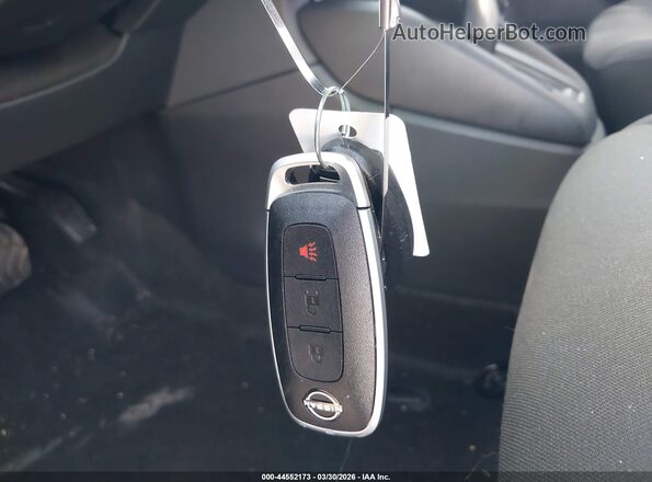 3N1CP5BV2SL475155 2025 NISSAN KICKS PLAY Blue Vista del salpicadero