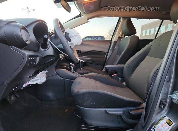 3N1CP5BV3RL494761 2024 NISSAN KICKS Gray Widok wnętrza z przodu