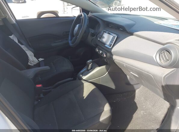 3N1CP5BV6RL529535 2024 NISSAN KICKS White Widok wnętrza z przodu