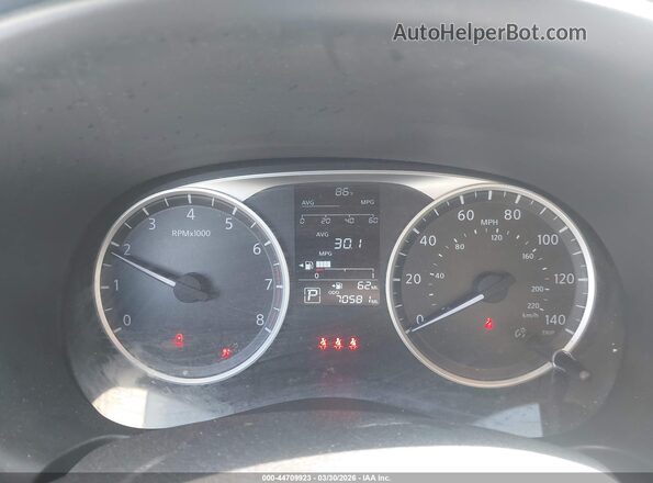 3N1CP5BV7ML511411 2021 NISSAN KICKS White Հետևի նստատեղերի տեսք