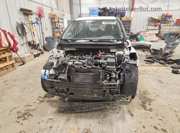 3N1CP5BV7ML518634 2021 NISSAN KICKS White Widok z przodu