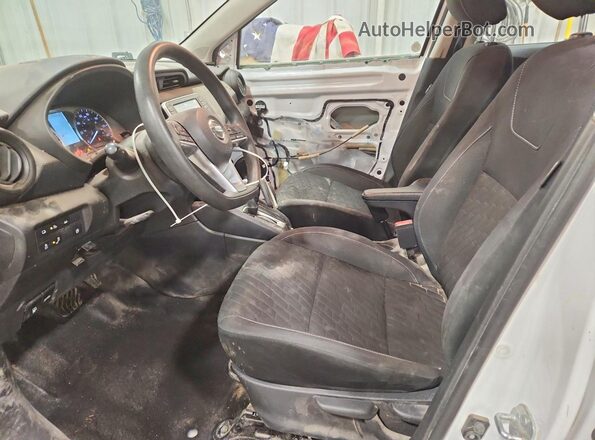 3N1CP5BV7ML518634 2021 NISSAN KICKS White Widok wnętrza z przodu