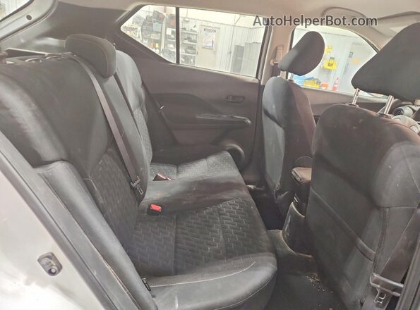 3N1CP5BV7ML518634 2021 NISSAN KICKS White Widok tylnych siedzeń