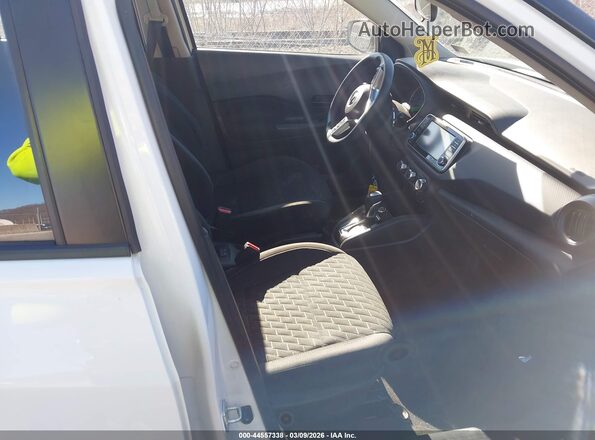 3N1CP5BV8ML511143 2021 NISSAN KICKS White Front interior view