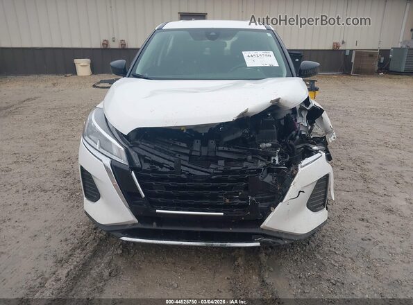 3N1CP5BV8SL477508 2025 NISSAN KICKS PLAY White Widok wnętrza z tyłu