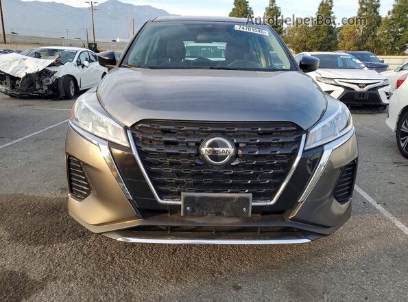 3N1CP5BV9ML524354 2021 NISSAN KICKS Gray Вид спереду
