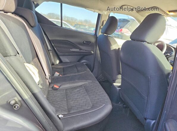 3N1CP5BV9NL489932 2022 NISSAN KICKS Gray Widok wnętrza z tyłu