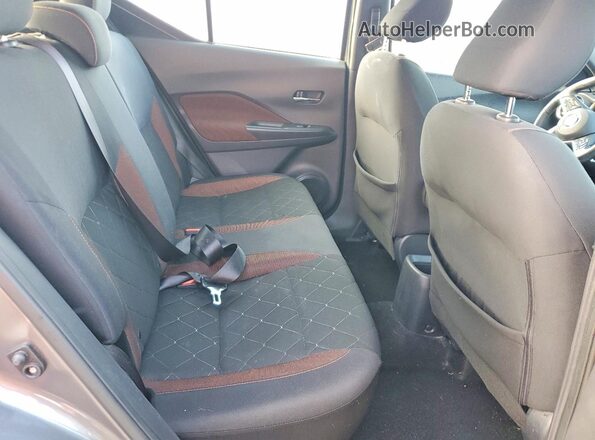 3N1CP5CU1KL523332 2019 NISSAN KICKS Gray 